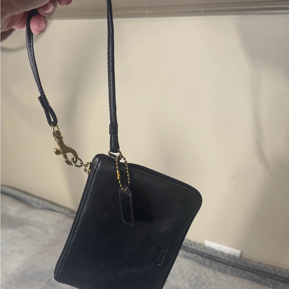 Coach Black Smooth Leather Wristlet - Vintage Y2K - Picture 8 of 9